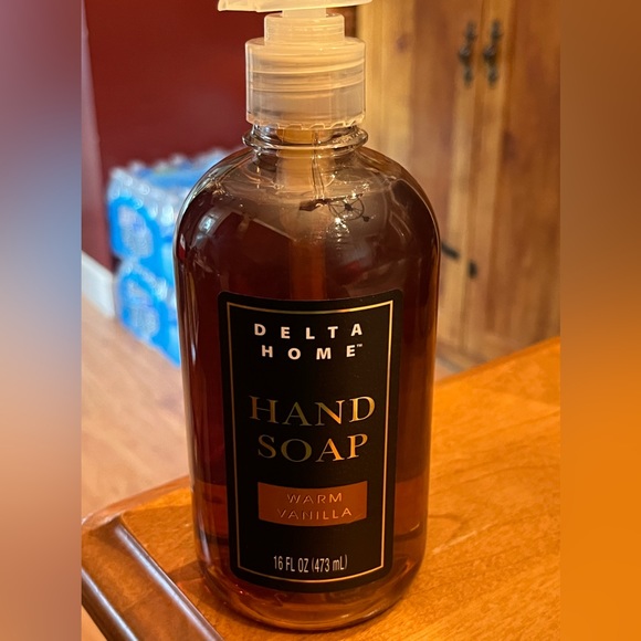 Delta Home Warm Vanilla Hand Soap 16floz/473ml - Picture 2 of 4